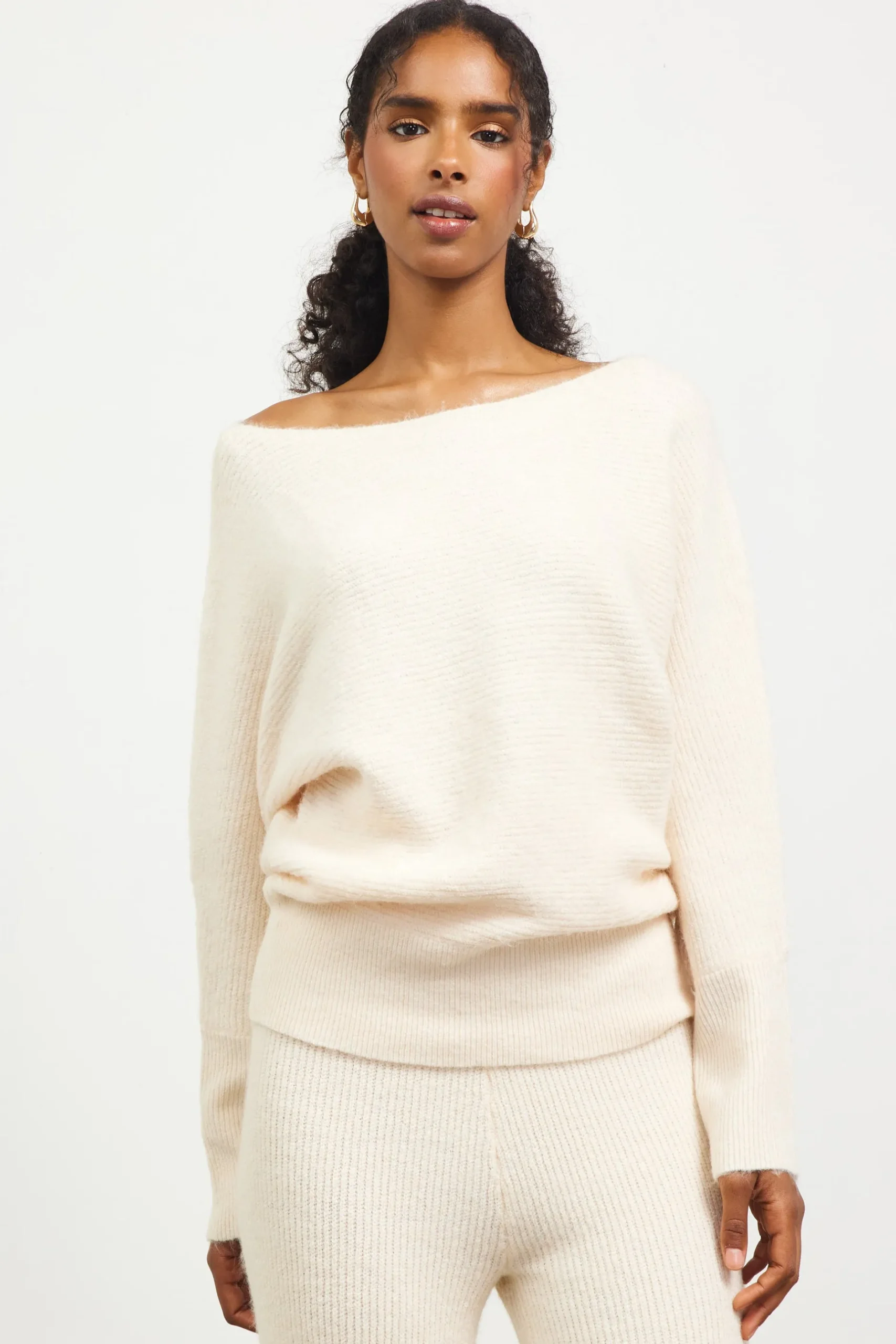 SKIES ARE BLUE Sweaters*Boatneck Ribbed Knit Sweater Cream