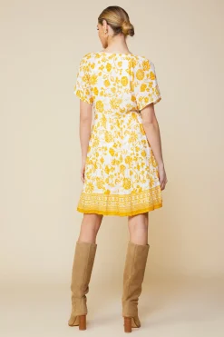 SKIES ARE BLUE Mini Dresses*Border Print Mini Dress White-marigold