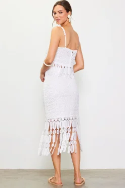 SKIES ARE BLUE Sleeveless Tops*Crochet Cami With Fringe Detail Offwhite