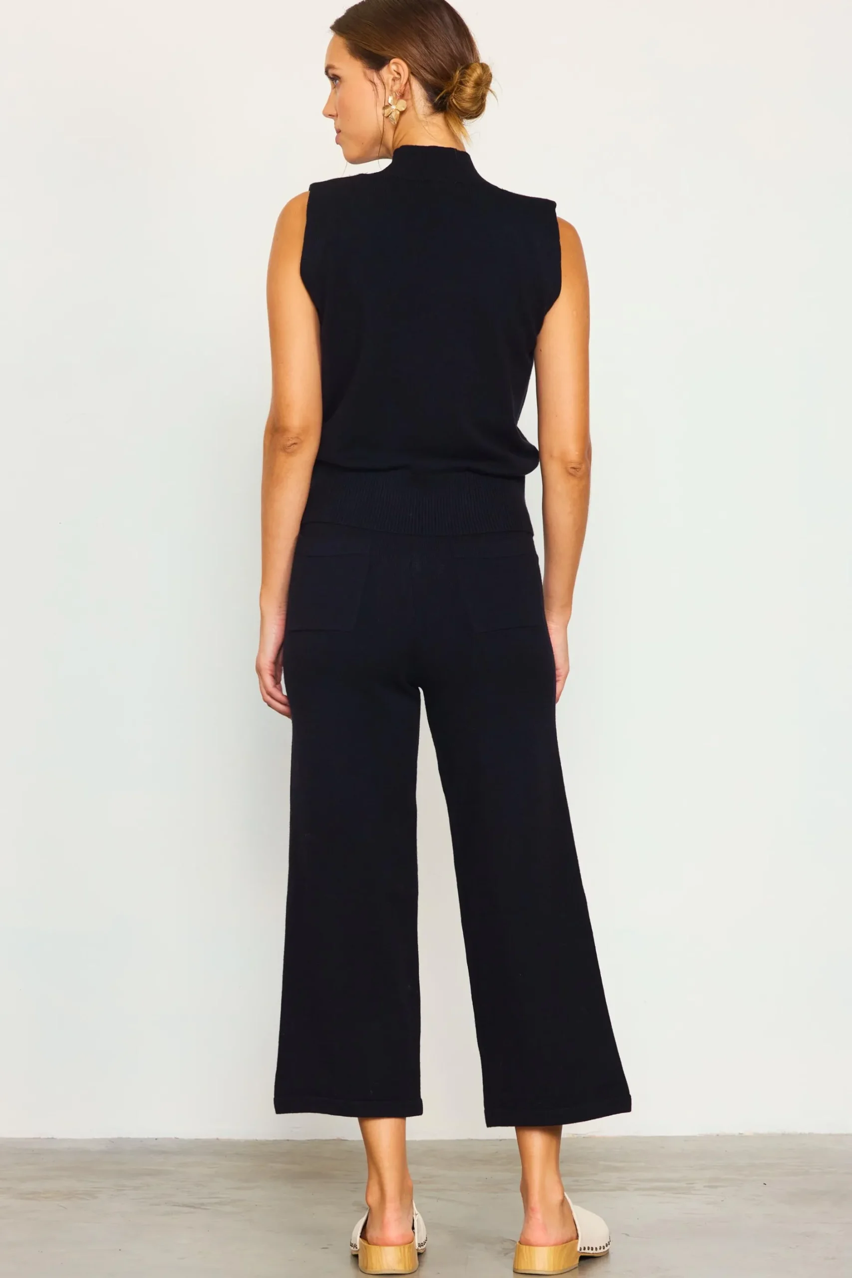 SKIES ARE BLUE Pants*Cropped Knit Pants Black