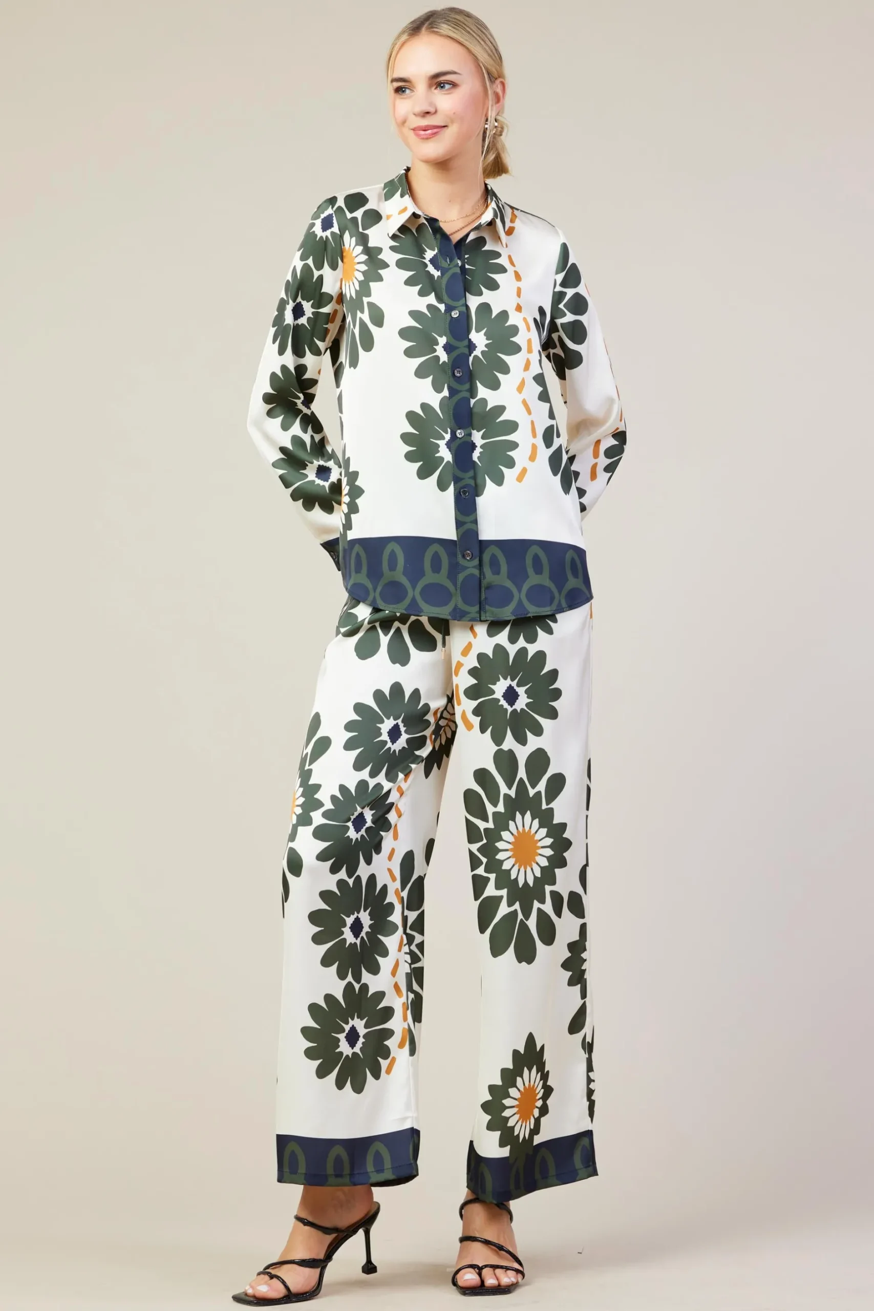 SKIES ARE BLUE Blouses|Long Sleeve Tops*Floral Print Longsleeve Blouse Cream-olive