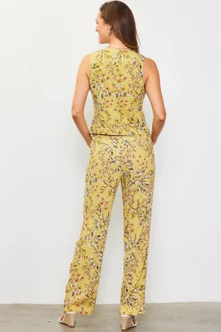 SKIES ARE BLUE Sleeveless Tops*Ilona Floral Print Linen Vest Pistachio