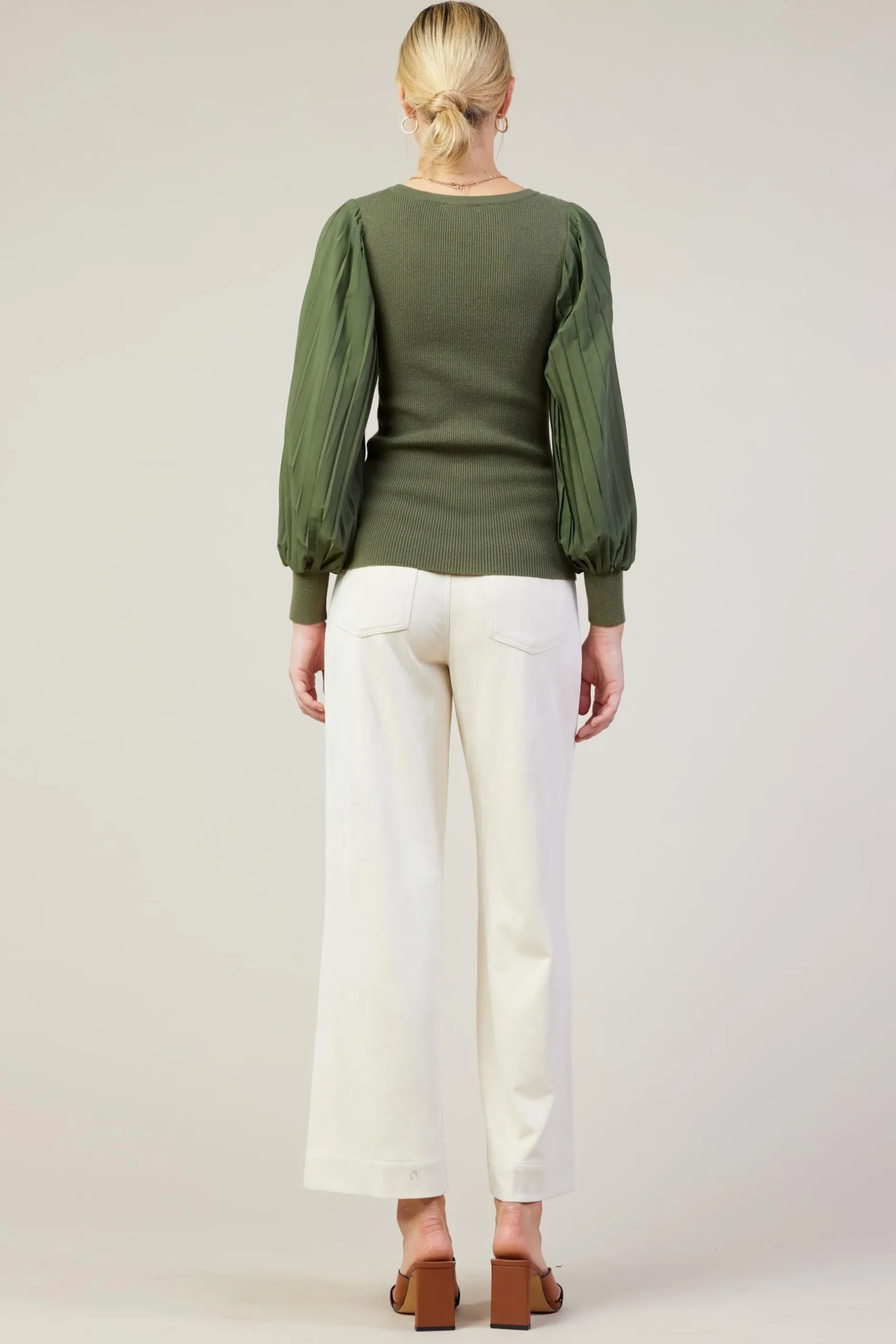 SKIES ARE BLUE Long Sleeve Tops*Mixed Media Pleated Sleeve Top Olive
