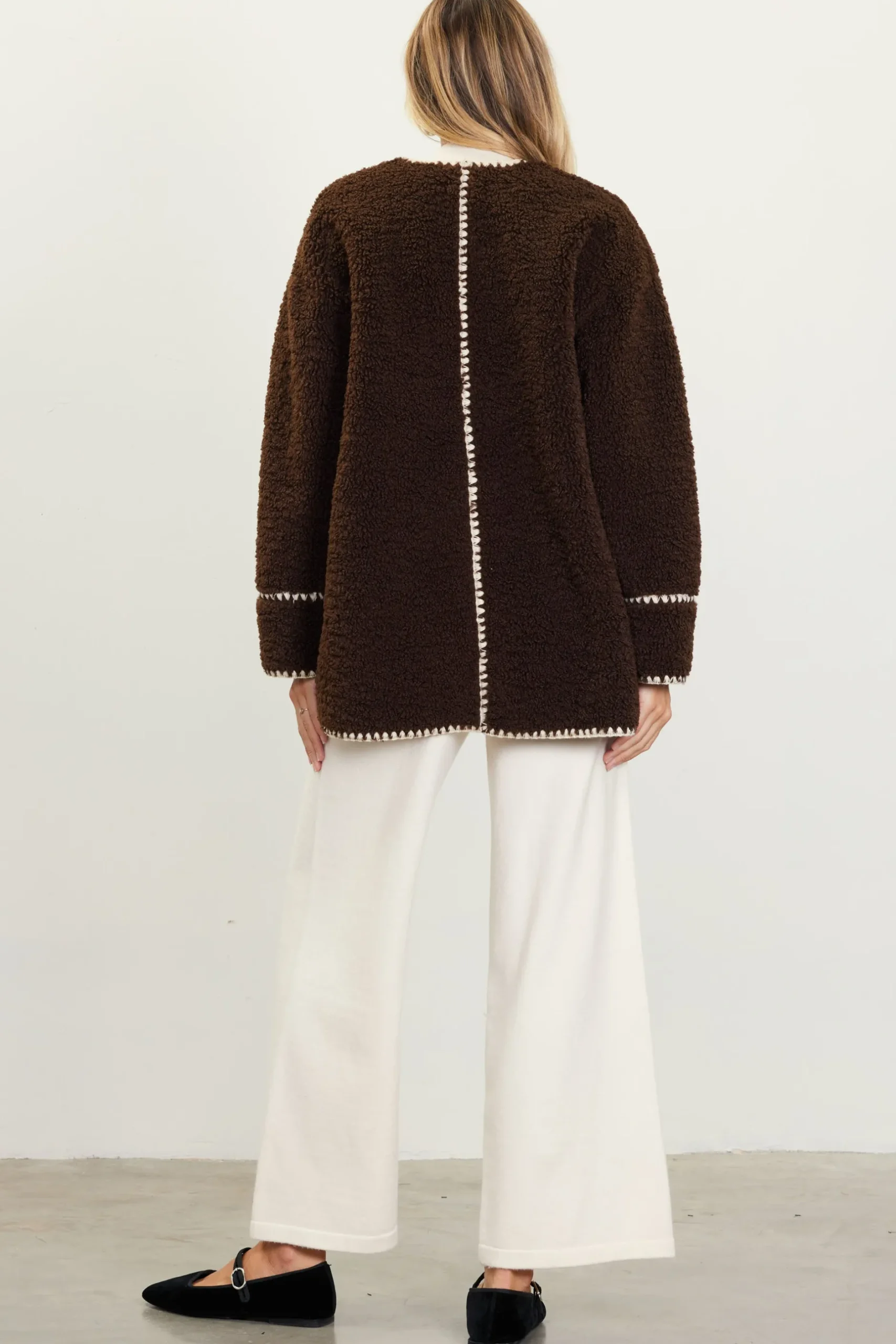 SKIES ARE BLUE Outerwear*Noelle Contrast Stitch Detail Sherpa Coat Chocolate-cream