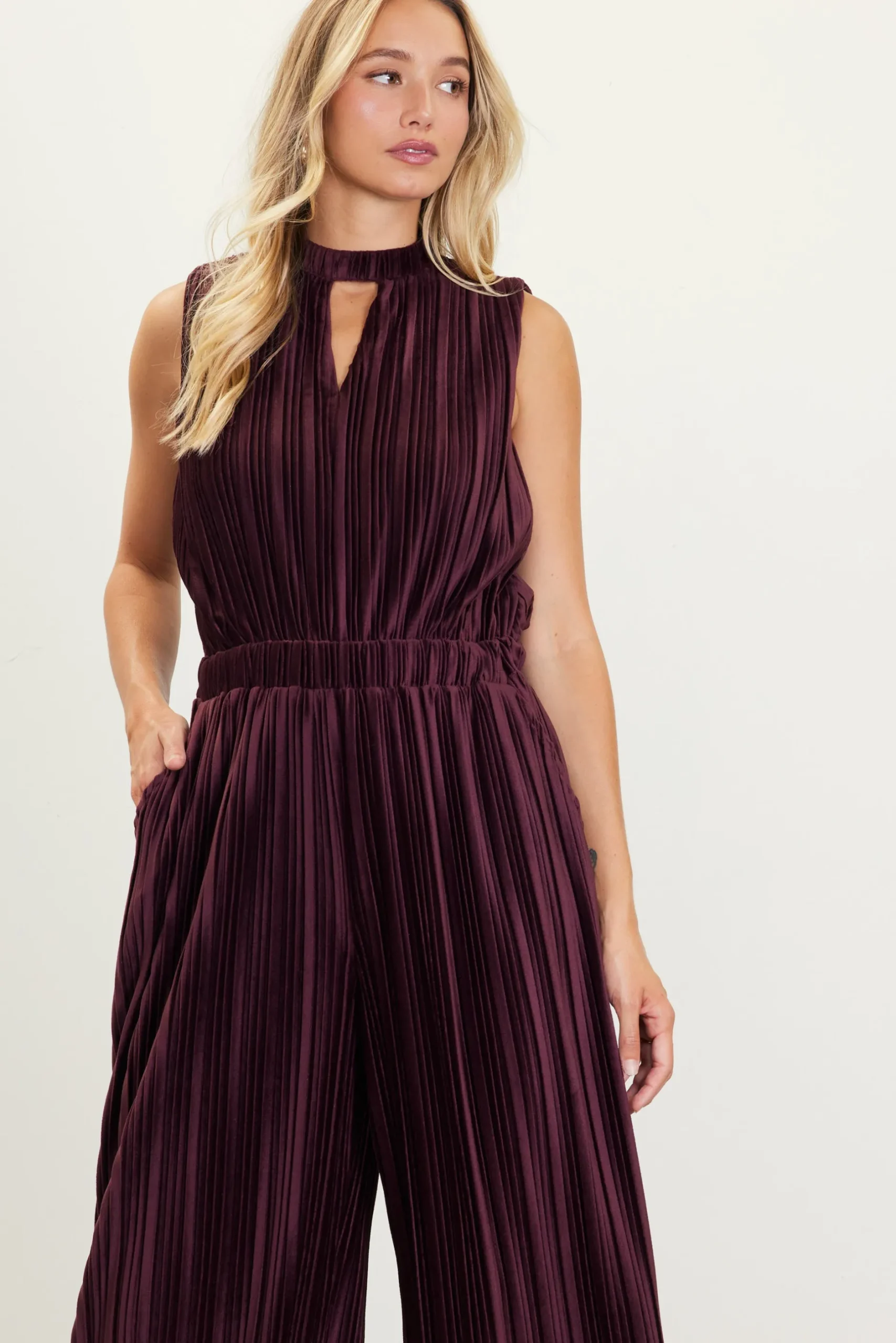 SKIES ARE BLUE Jumpsuits*Pleated Velvet Jumpsuit Chocolate