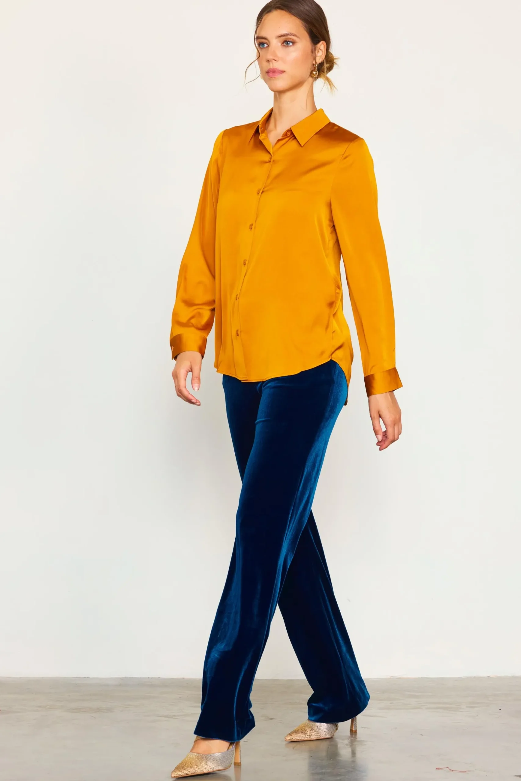 SKIES ARE BLUE Long Sleeve Tops*Recycled Classic Button Down Top Mustard