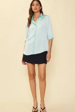 SKIES ARE BLUE Blouses*Recycled Classic Button Down Top Iceblue