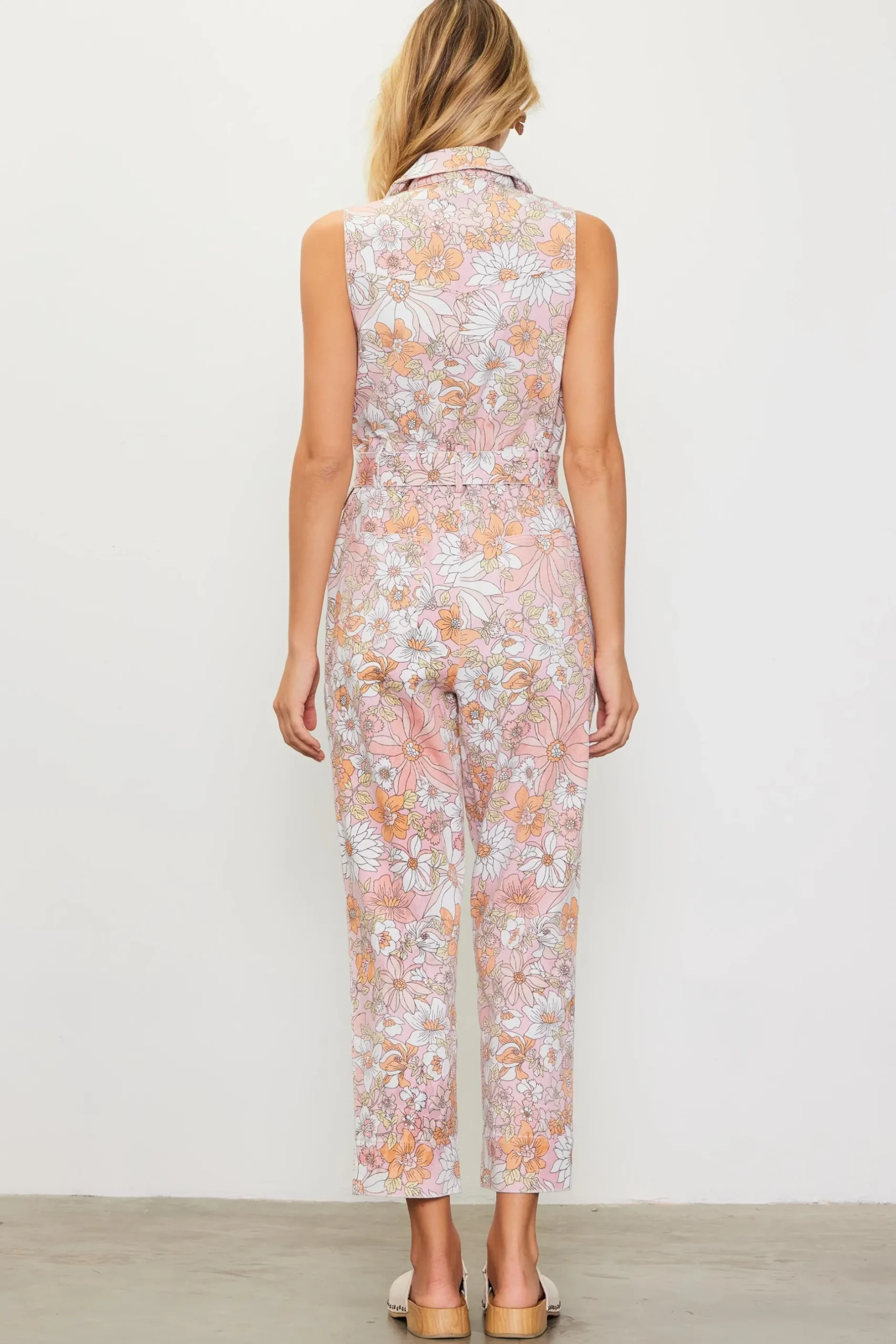 SKIES ARE BLUE Jumpsuits*Retro Floral Belted Zip Jumpsuit Apricot