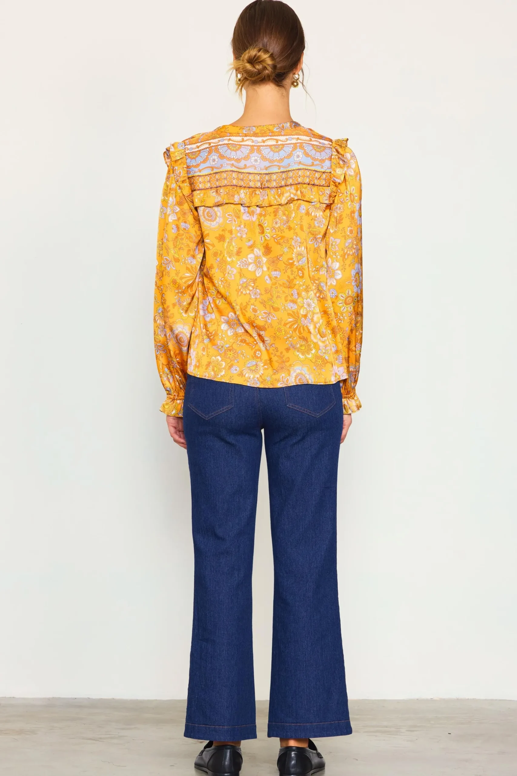 SKIES ARE BLUE Blouses|Long Sleeve Tops*Retro Floral Motif Blouse Mustard