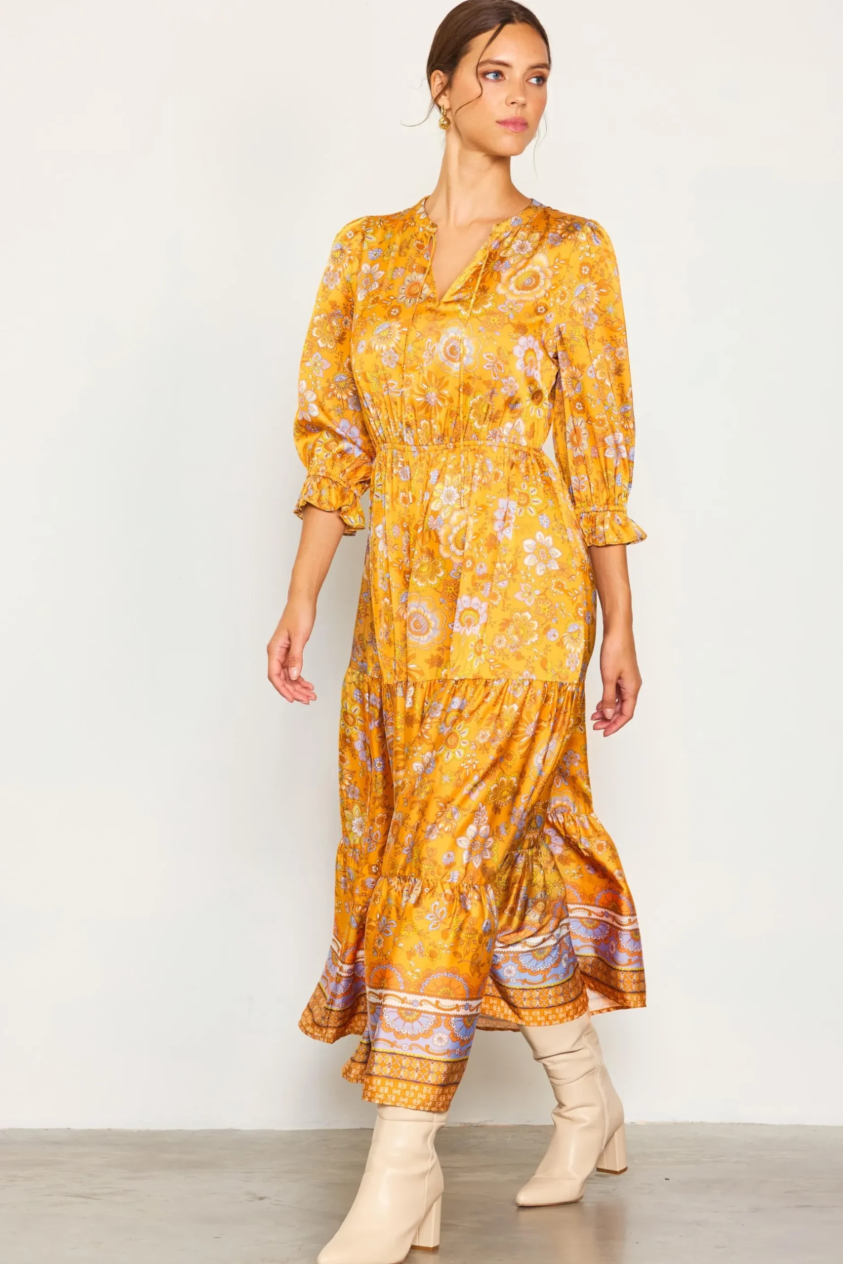 SKIES ARE BLUE Maxi Dresses*Retro Floral Motif Maxi Dress Mustard