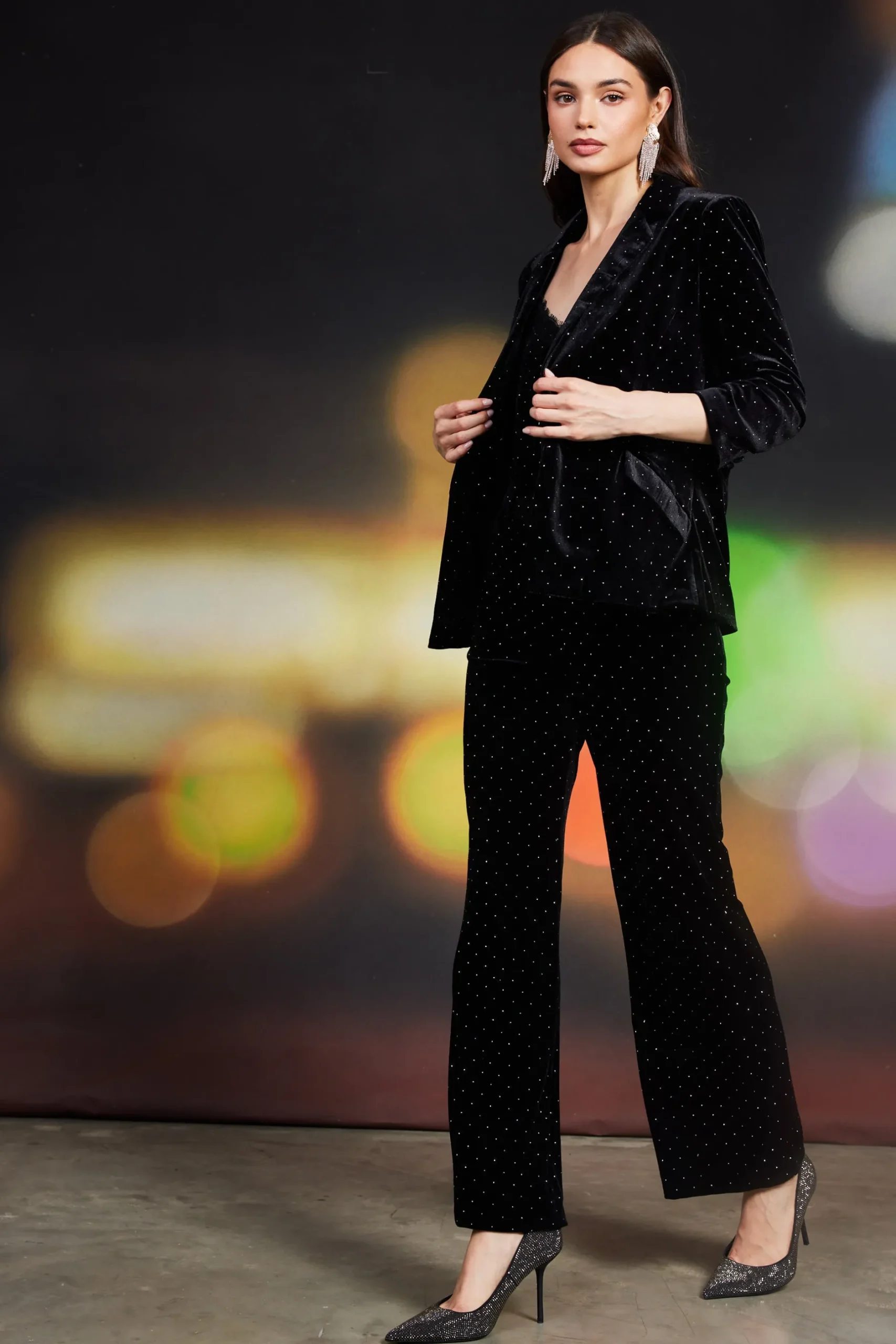 SKIES ARE BLUE Blazers*Rhinestone Ruched Velvet Blazer Black