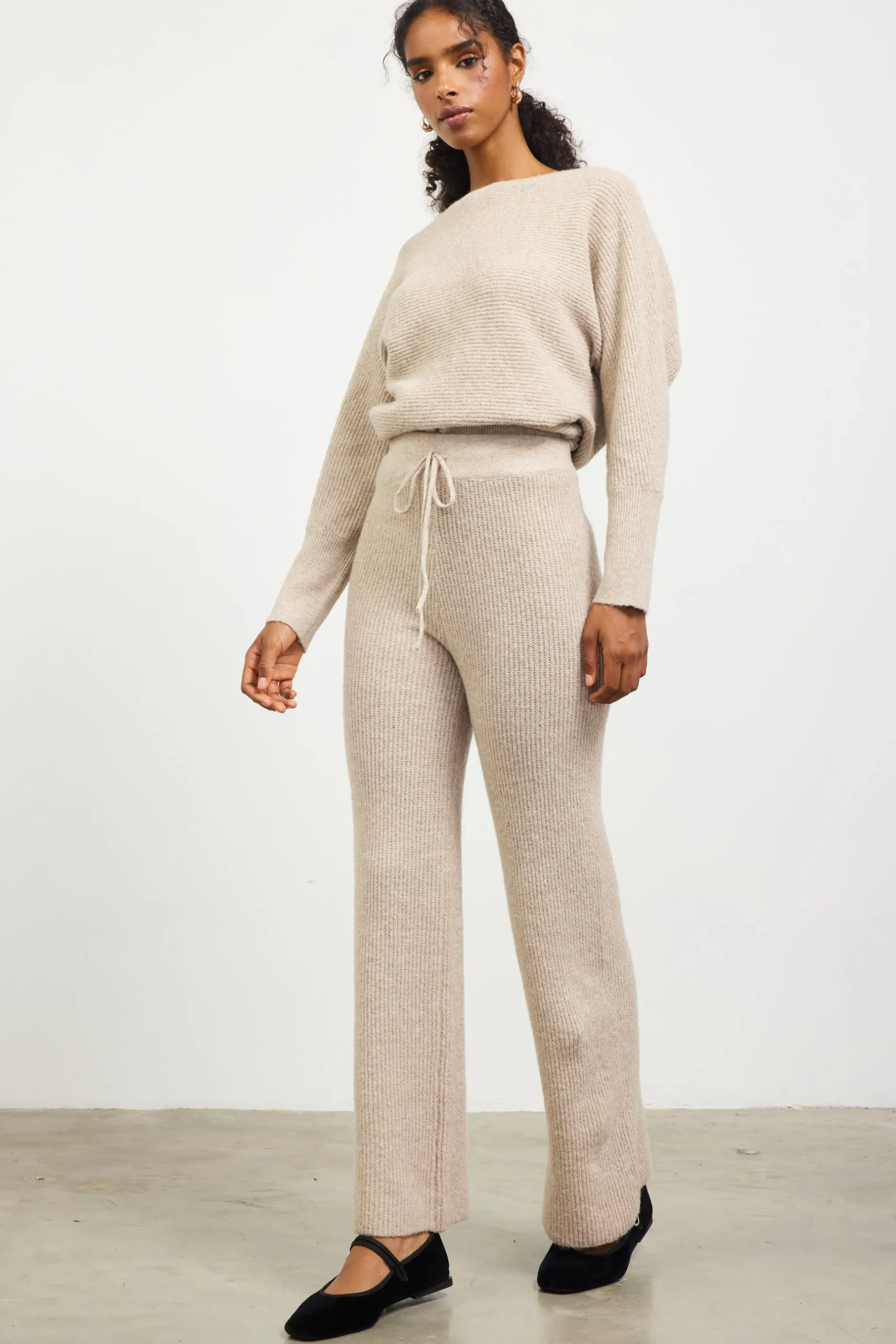 SKIES ARE BLUE Pants*Ribbed Knit Wide Leg Pants Oatmeal