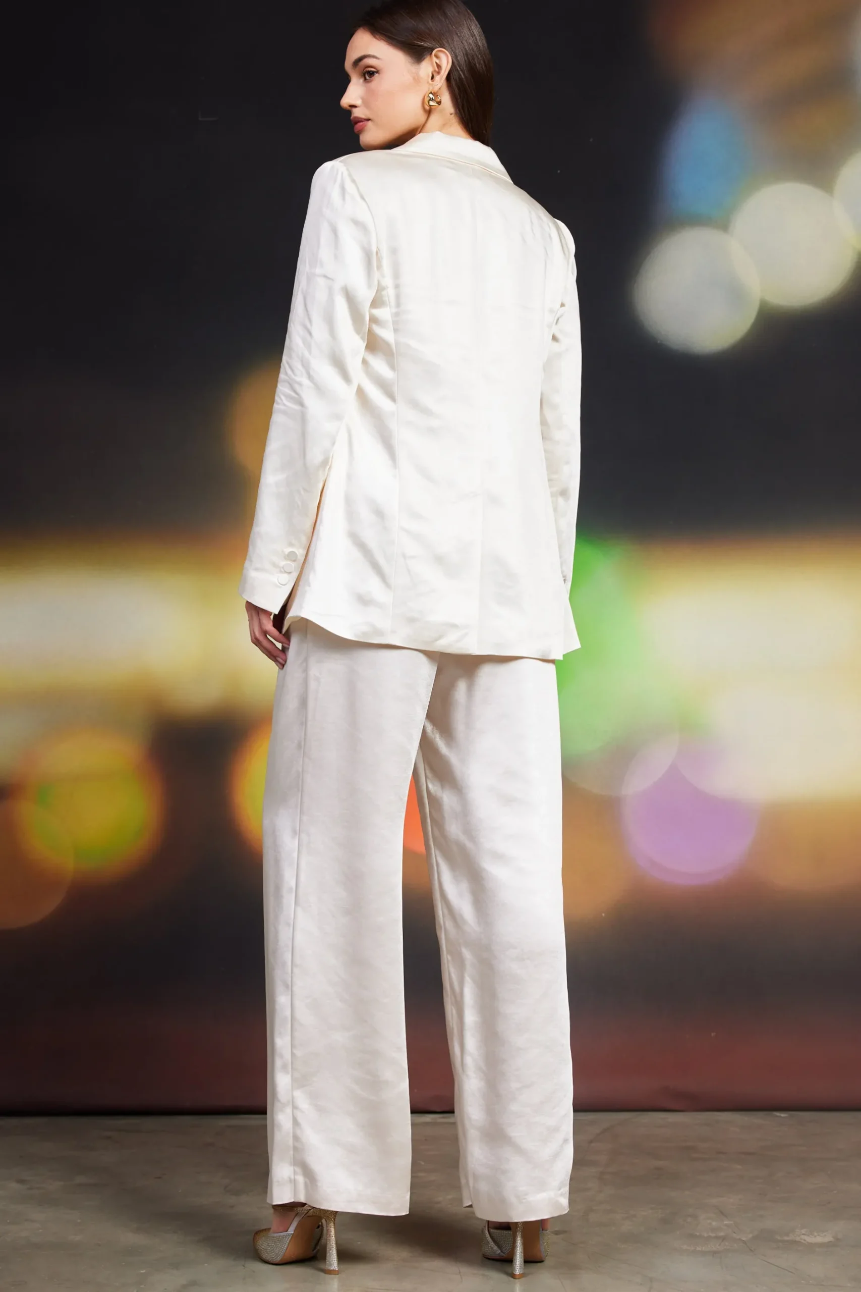 SKIES ARE BLUE Blazers*Satin Tailored Blazer Cream
