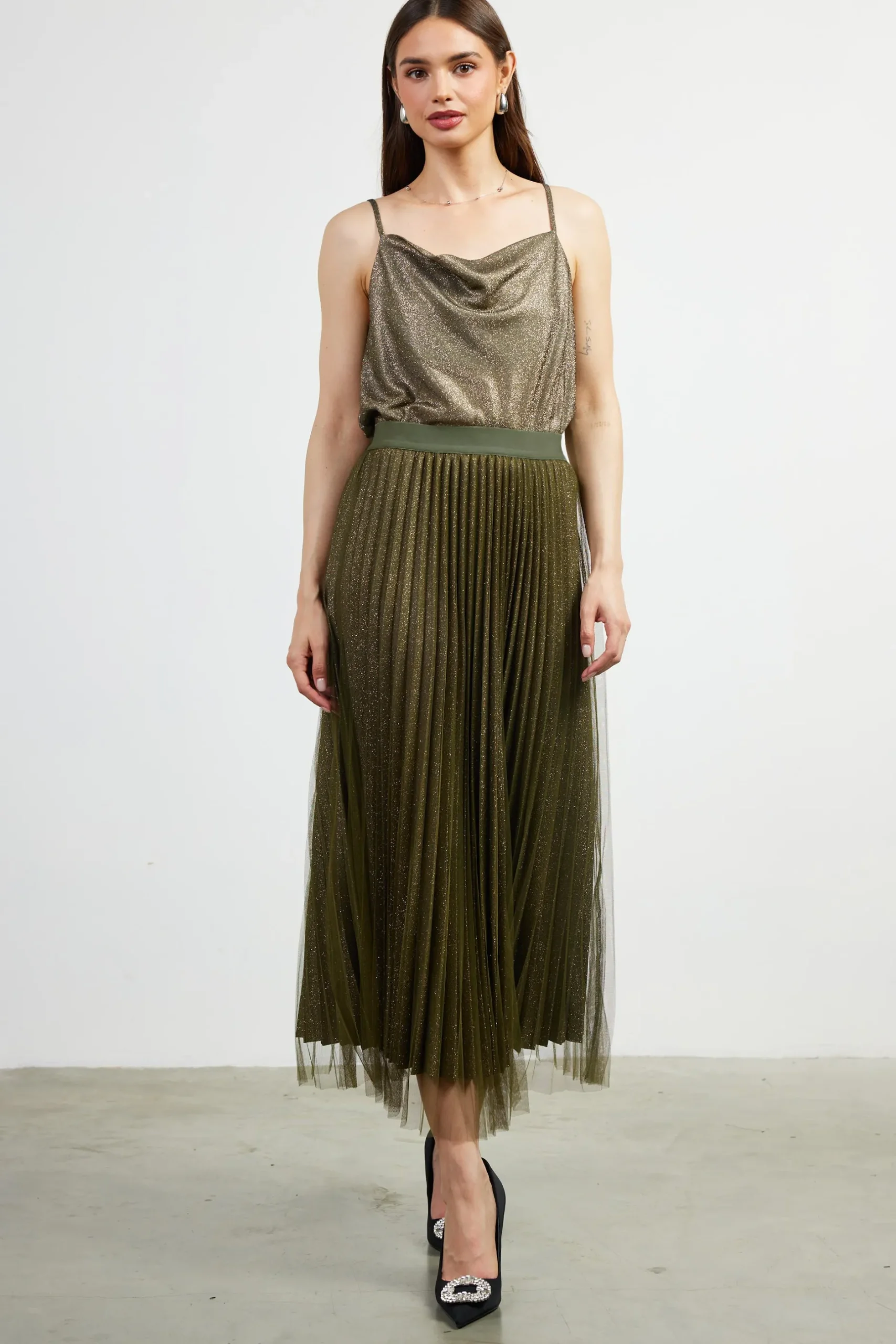 SKIES ARE BLUE Skirts*Shimmery Pleated Midi Skirt Olive