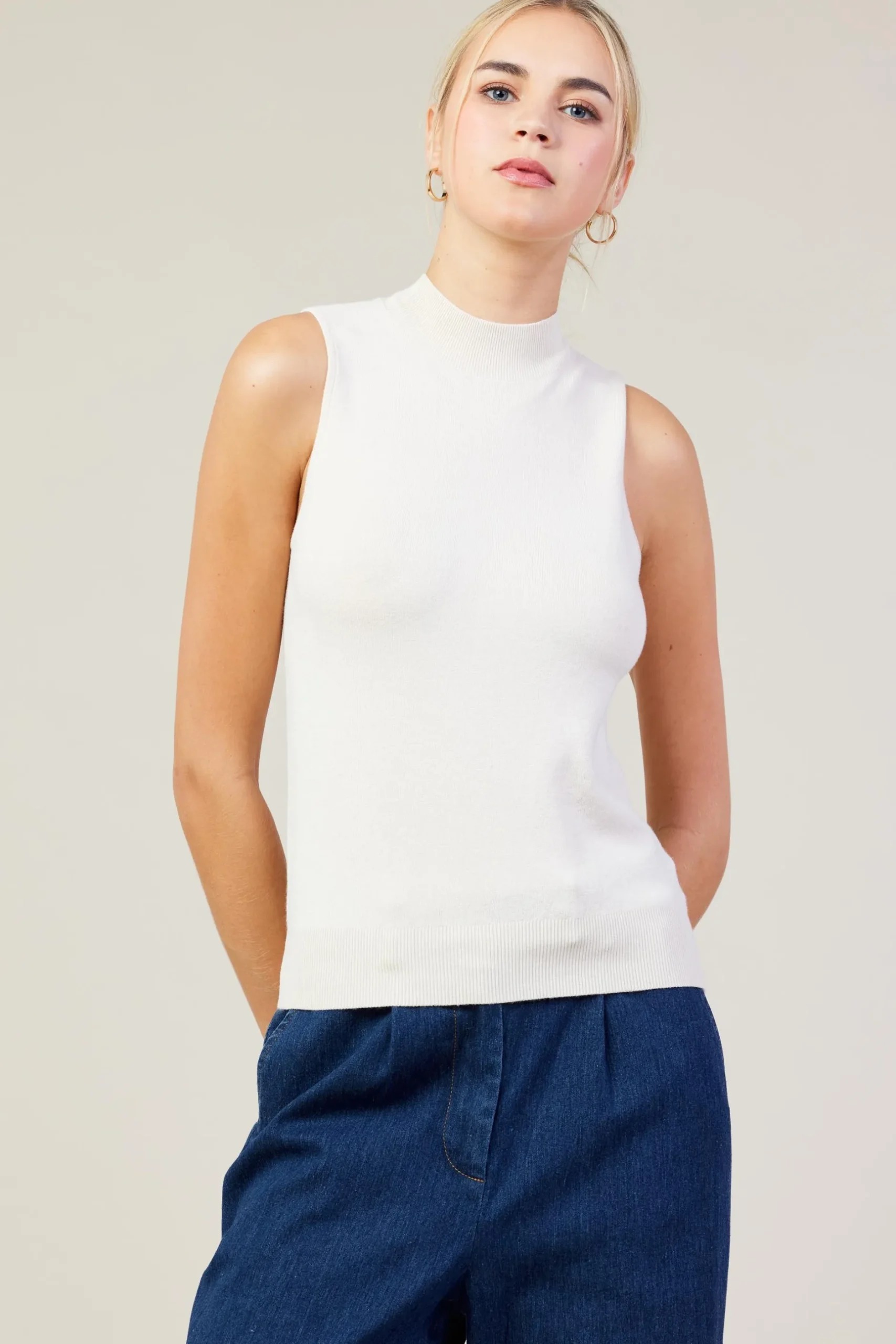 SKIES ARE BLUE Sleeveless Tops*Sleeveless Mock Neck Knit Top Cream