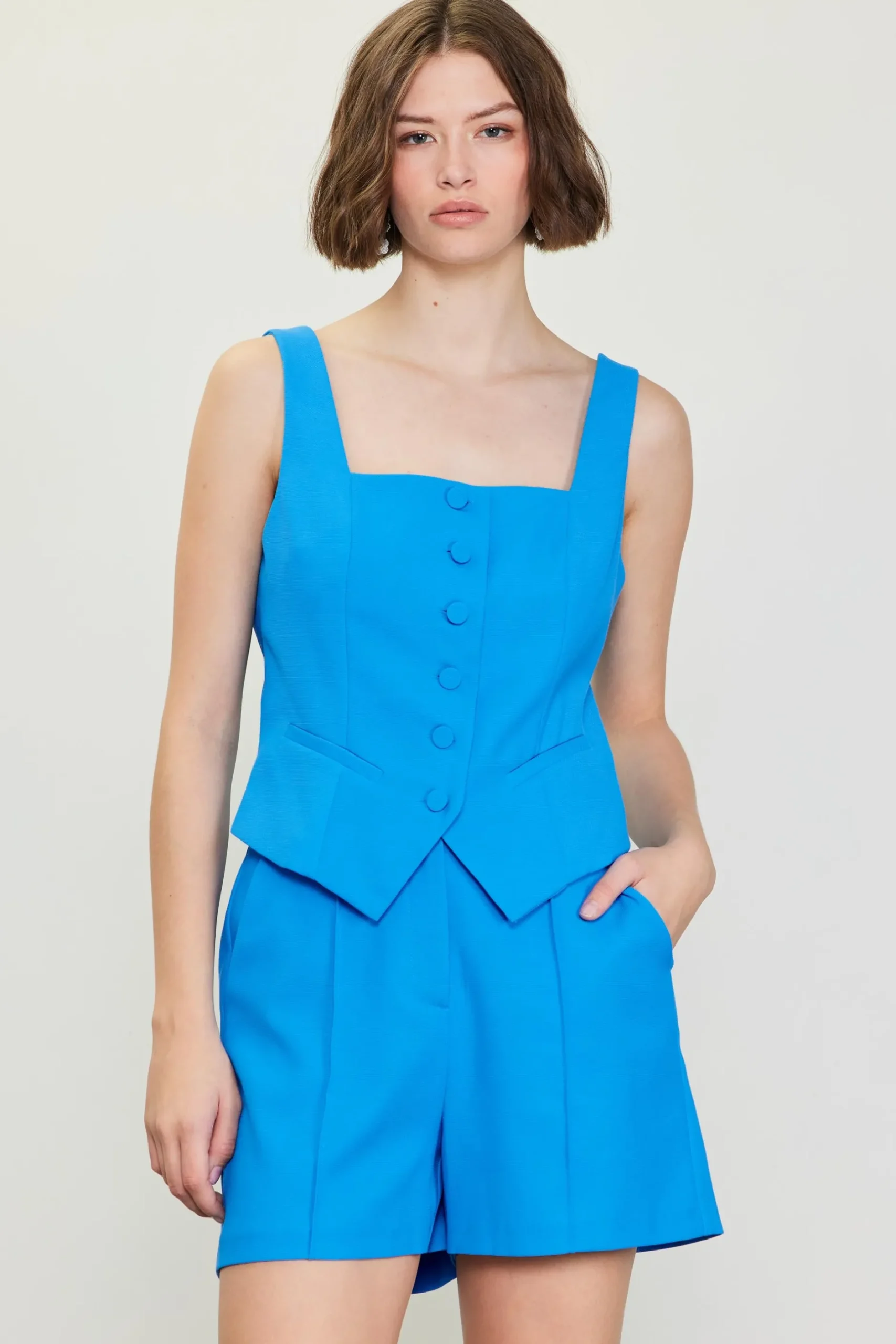 SKIES ARE BLUE Sleeveless Tops*Square Neck Button Vest Malibublue
