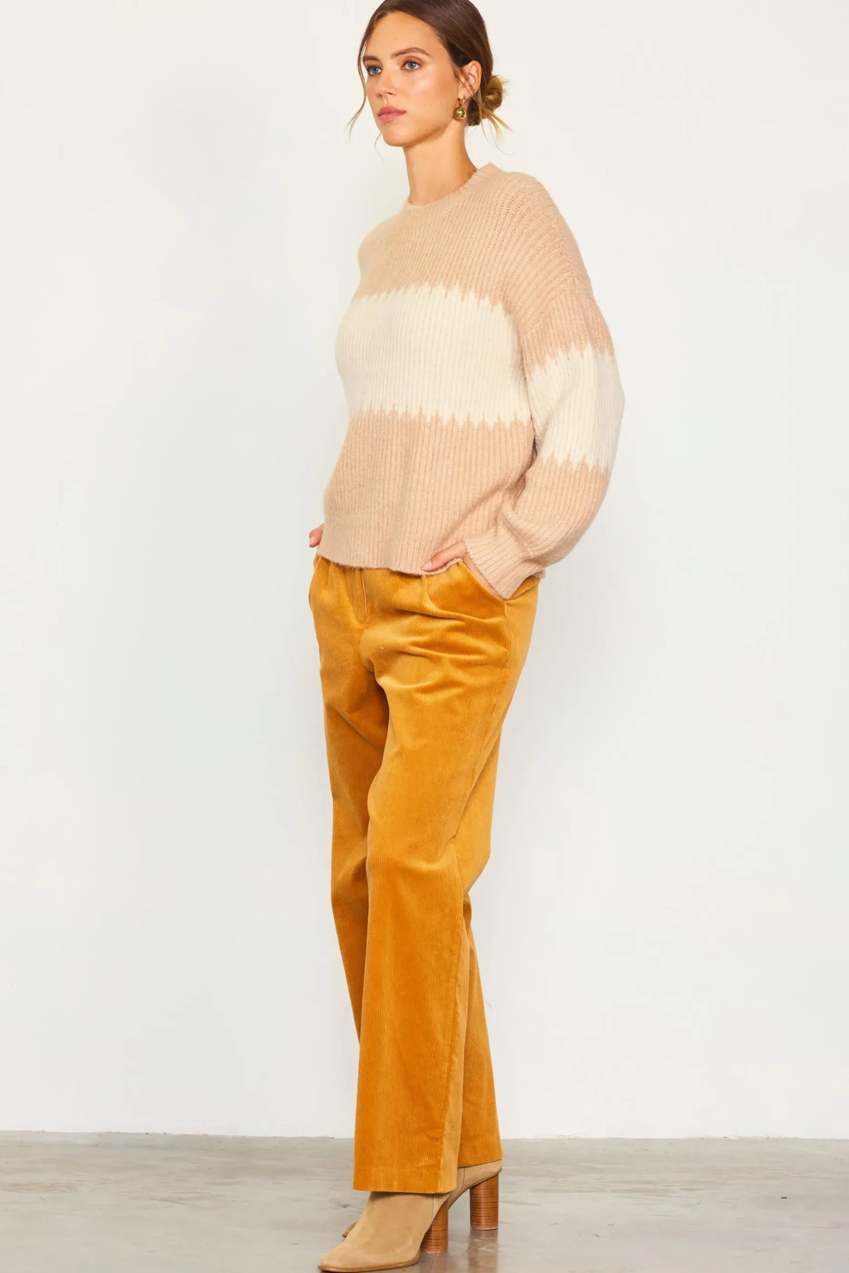 SKIES ARE BLUE Sweaters*Two Tone Mock Neck Sweater Beige