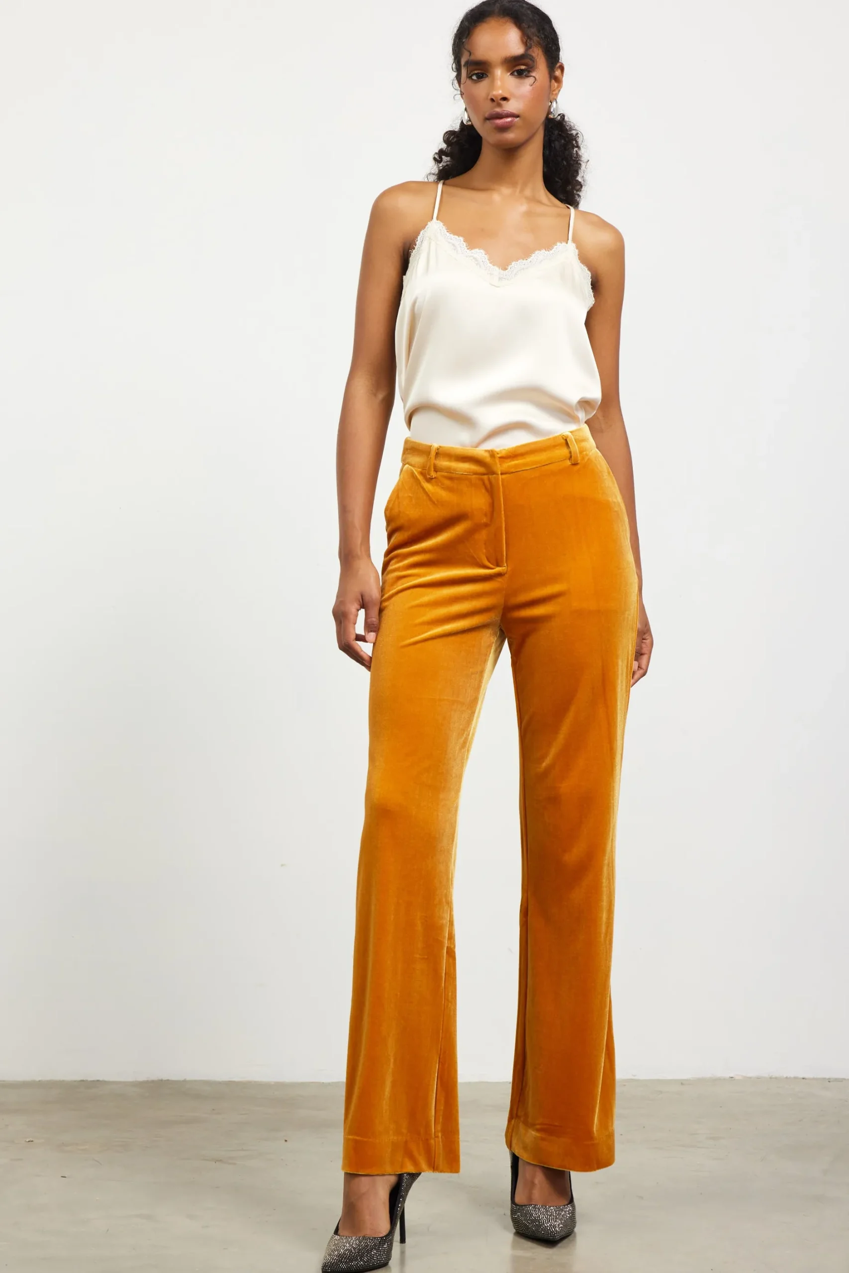 SKIES ARE BLUE Pants*Velvet Wide Leg Pants Goldenmustard