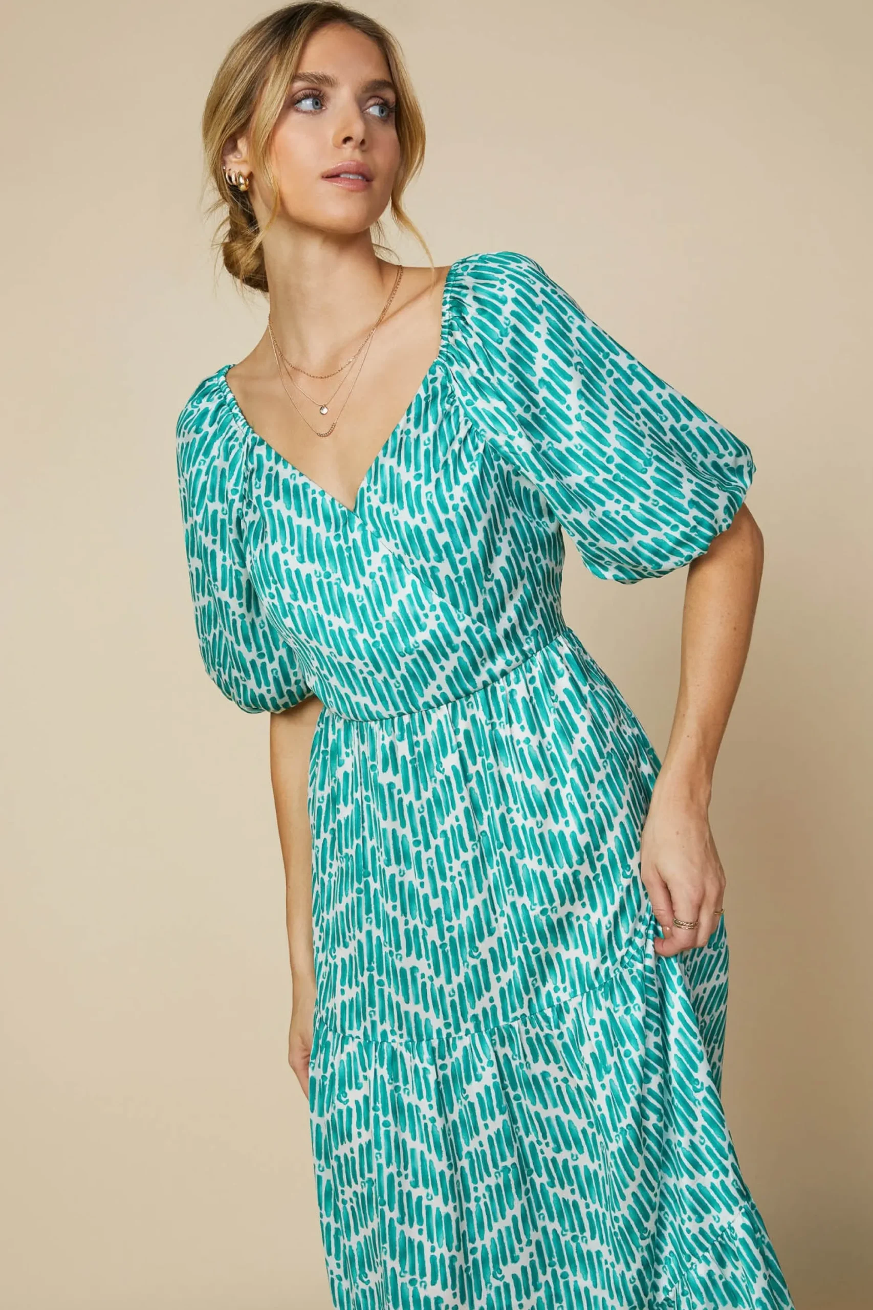SKIES ARE BLUE Maxi Dresses*Watercolor Chevron Maxi Dress Jadegreen